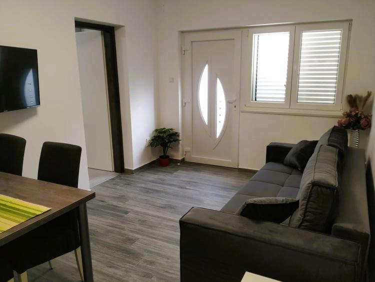 Memory Box Apartman - Sibenik Exterior photo